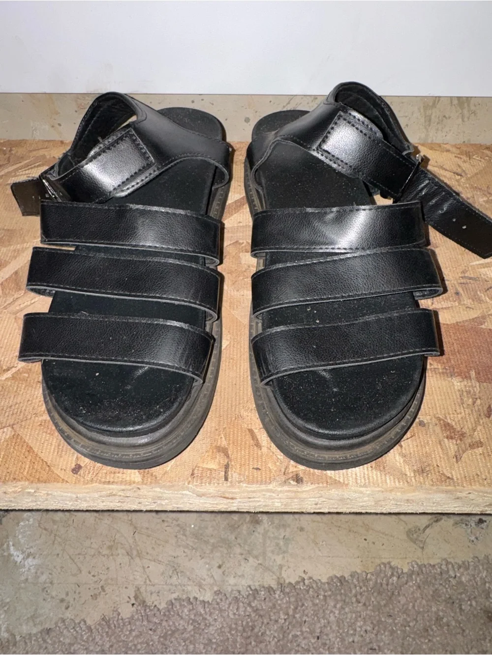 SHEIN Black Triple-Strap Open-Toe Sandals